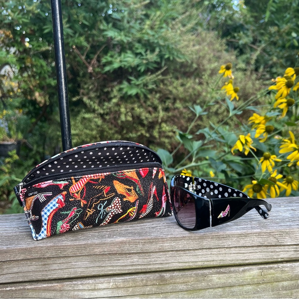 Sydney Love Sunglasses 2007 Black And White Polka Dot With Heel On Side And Case